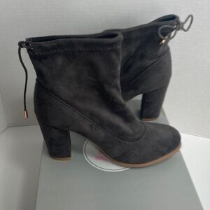 Gray Ankle Boots New in Box Size 9
